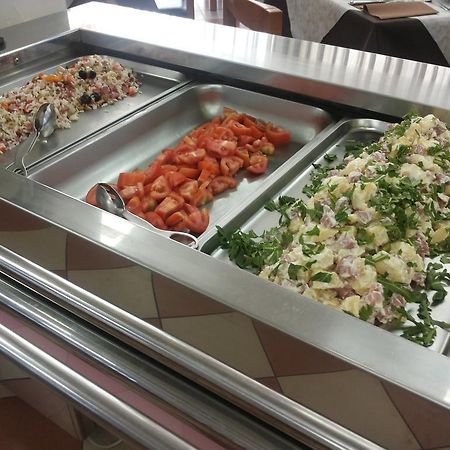 Hotel Sorriso San Mauro Mare Екстер'єр фото